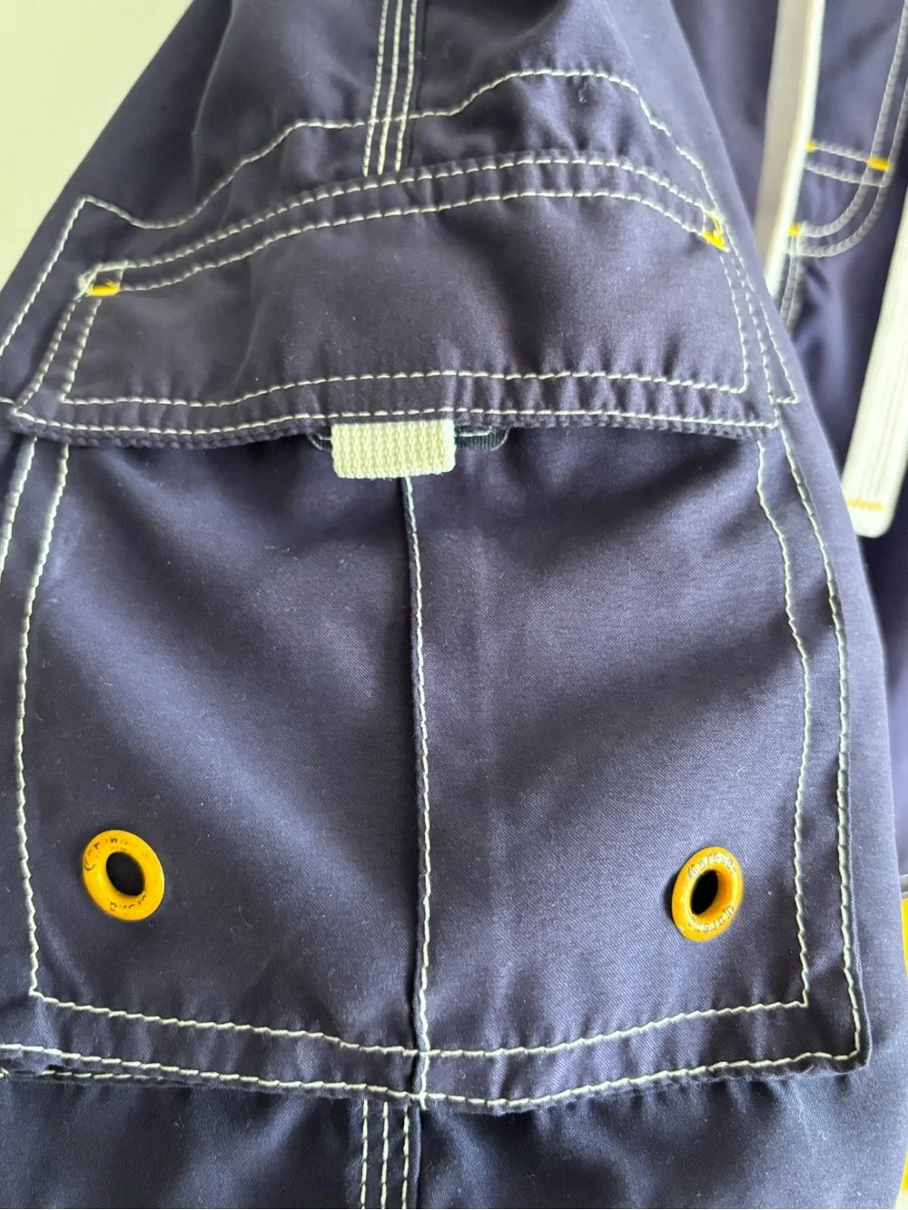 Corona closing garment general